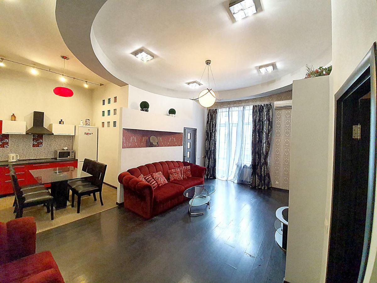 Inn Home Apartments In Kiev Center Exterior foto